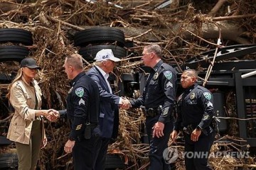 美 텍사스 홍수 '사망·실종 290명' 