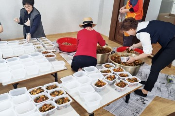 어르신들 행복한 노후생활 지원
