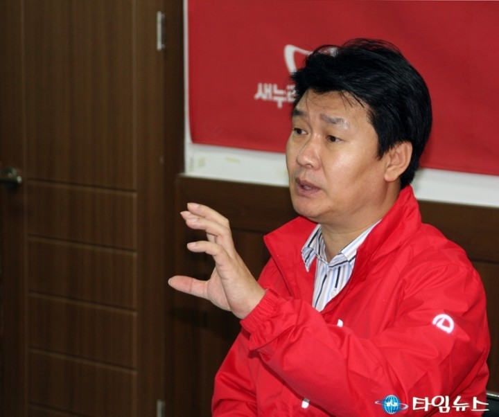 정용기 의원, “내년 총선위해 염홍철 전 시장에게”