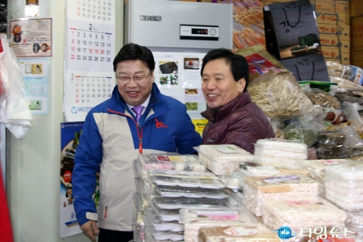 권선택 대전시장, 전통시장에서 설 민심을 읽다!