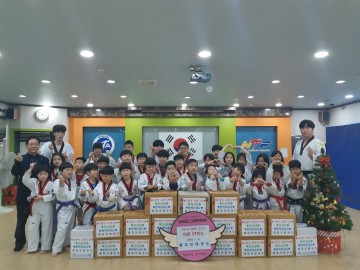 화원읍 챔피언태권도 사랑의 라면 기증