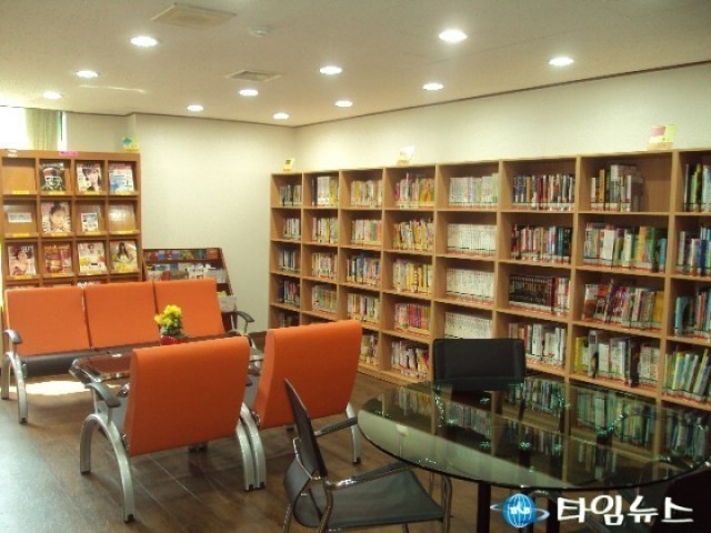 세계 각국 문화, 도서관에서 만나보세요 