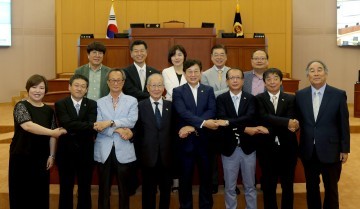 대전시의회 김경훈 의장, 일본 소송시 관악협회 임원단 접견
