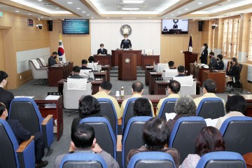 한 해를 마무리하는 제283회 태안군의회 제2차 정례회 개회