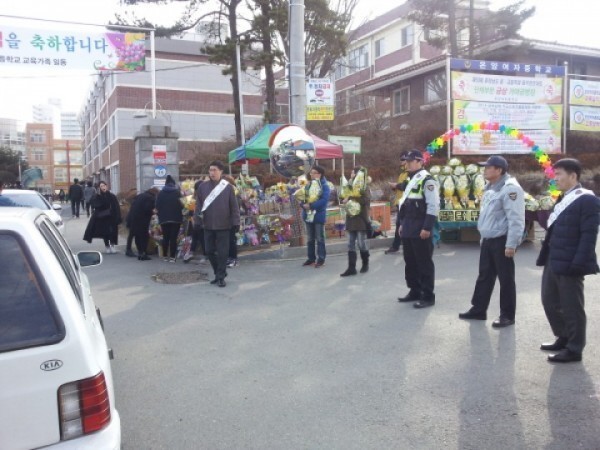 아산경찰서, 졸업식장 강압적 뒤풀이 특별예방활동에 나서