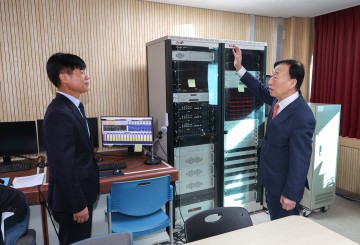설동호 대전시교육감, 유성고 시험장 점검…“수험생 안전·환경 최우선”