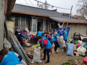 청주 내수읍 독거어르신 주거지 환경정비 실시