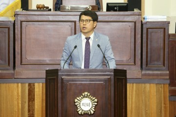 윤종호 산업건설위원장, 제213회 임시회에서 시정질문 펼쳐!