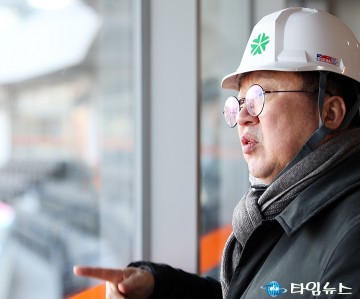 이장우 대전시장 “야구의 새 역사, 여기서 시작된다” 대전 한화생명 볼 파크 점검