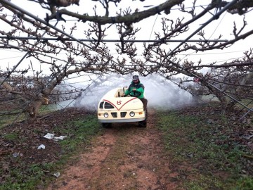 신안군, 배 재배농가 과수화상병 사전 약제방제 당부  