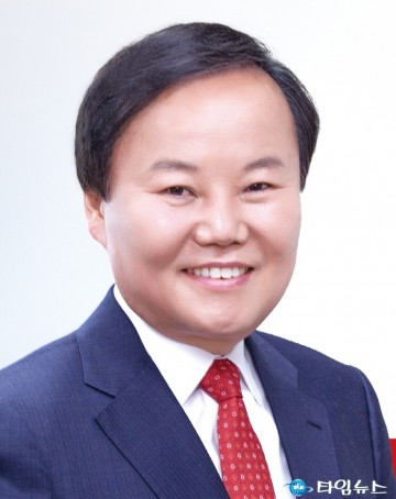 자유한국당 경북도당 위원장에 김재원 의원 선출