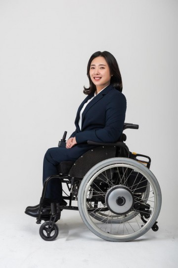 홍서윤 전 KBS 여성장애인앵커, 더불어민주당 비례대표 도전