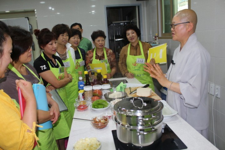  적문스님과 함께하는 전통 사찰음식 요리강좌 수강생 모집 