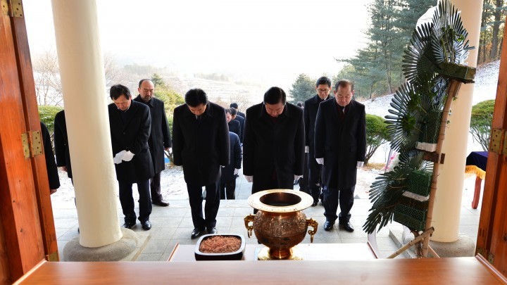 충남도의회, 청양(靑羊)의 해 을미년 새해 맞아 충령사 참배