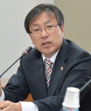 충남도의회 김종문 의원, 학습 준비물 쿠폰제 충남 전역 확대 촉구