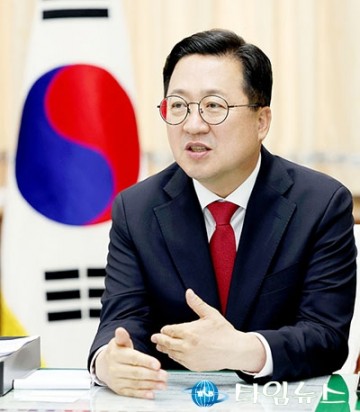 이장우 대전시장, ‘제갈공명? 사마의?’…정치권 ‘촉각’
