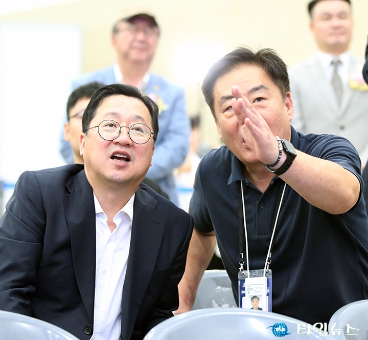 대전콘텐츠페어, 이장우 대전시장도 빠져든 스타크래프트 한판