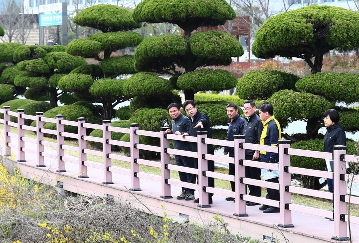 대전 유성구, 탄동천 주민품으로!