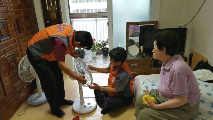 한국전력공사 중부건설처장, 호국보훈의 달 계기 위문품 전달
