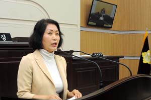 대전 동구의회 이나영 의원, ‘생활임금제’ 시행 촉구