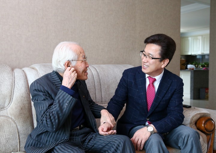 허태정 유성구청장, 애국지사 위문