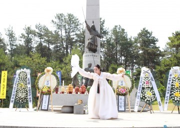 충주, 제425주기 팔천고혼 위령제 열려