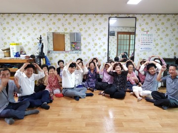 “시원한 수박이 왔어요” 말복맞이 경로당 순회방문