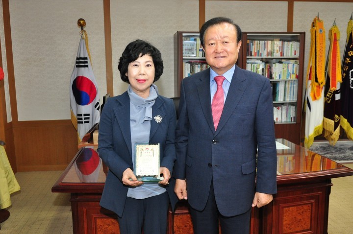 정태순 여성단체협의회장, 26대 일일명예시장 체험