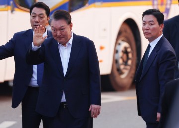 '尹체포 저지' 김성훈 경호차장 구속 갈림길…오늘 영장심사