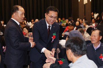 대전 동구, ‘제52회 어버이날 기념행사’ 개최