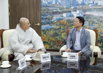 대전 서구, 대한불교 조계종 화암사로부터 백미 2,000kg 기탁 받아