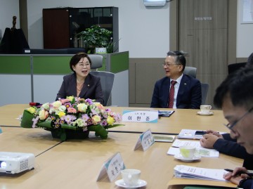 김정재 의원, LH사장 만나 산단 기업유치 난제 해결