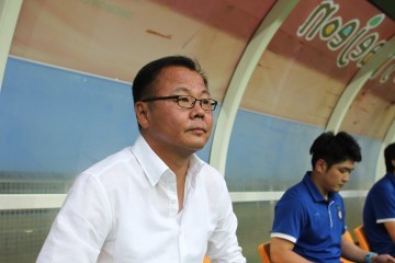 대전시티즌, 이영익 감독 자진사퇴