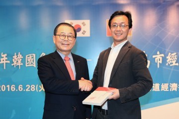 구미시 중국 이우시 경제교류단 단장 이묵 구미부시장 파견