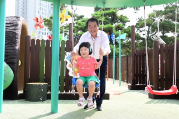 김천시에서 행복한 엄마와 아기 건강한 출산을 도와드립니다.