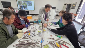 충주시, 과수 접목 교육 성공적으로 마무리