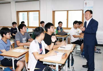 설동호 대전시교육감, 수능 D-100 학생 지원에 나서!