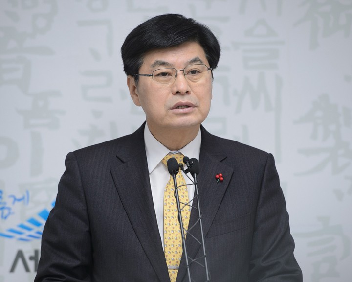 이춘희 세종시장, 지방자치회관 유치 성공