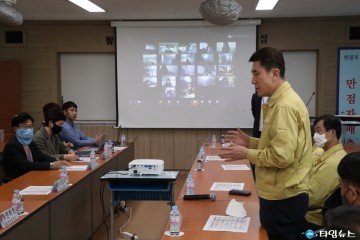 이강덕 포항시장, 온라인 개학 앞둔 학교 현장 점검