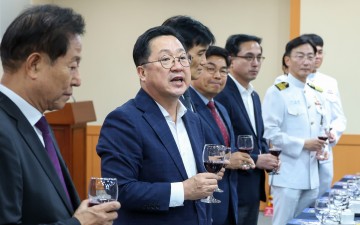 이장우 대전시장 “국군 헌신에 감사”…대전 ‘나라사랑 음악회’ 성황