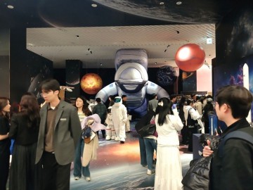 고흥군, ‘고흥우주항공축제 팝업스토어’ 더현대 서울서 1만여 명 몰려  