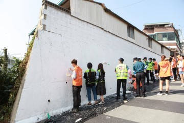 청주상당경찰서 여성안심거리만들기 벽화그리기 행사개최