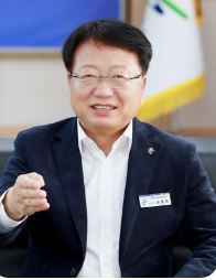 [포토] 울진군수  손병복