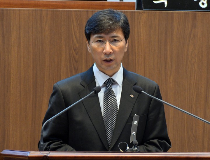 안희정 지사, 3대혁신·3대행복 과제 주력