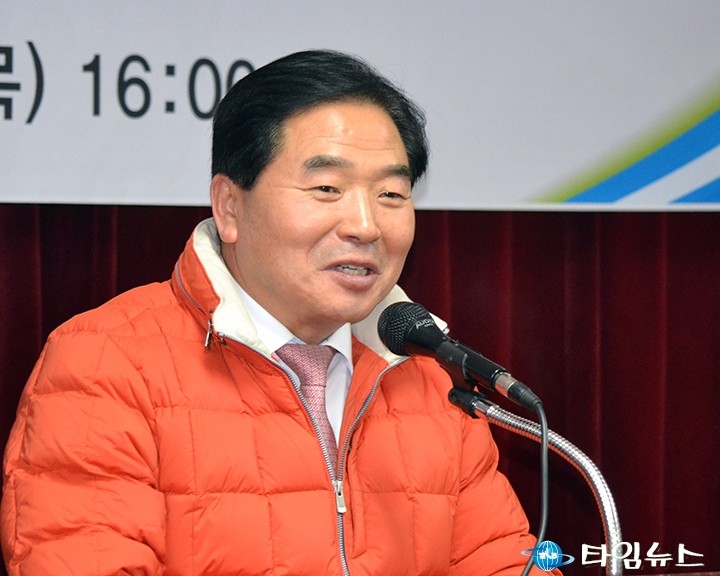 축사하는 박수범 대덕구청장