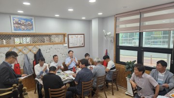 김정섭 군수 권한대행, 재생에너지 주민참여 활성화 위해 간담회 가져