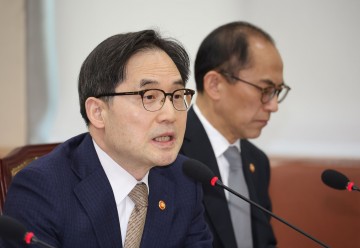 공정위원장, '최장 60일' 홈플 등 정산 기한 "적정성 검토"