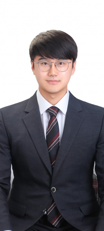 “살려주세요”...휴가 중인 해양경찰, 익사위기 낚시객 구조