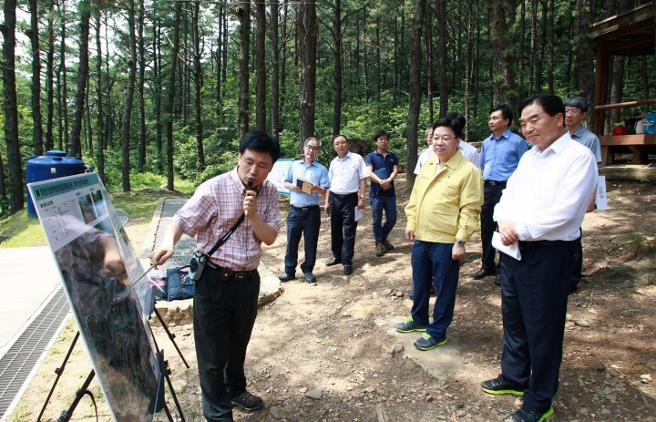 권선택 대전시장, 장동산림욕장과 국방신뢰성시험센터 제안부지 방문