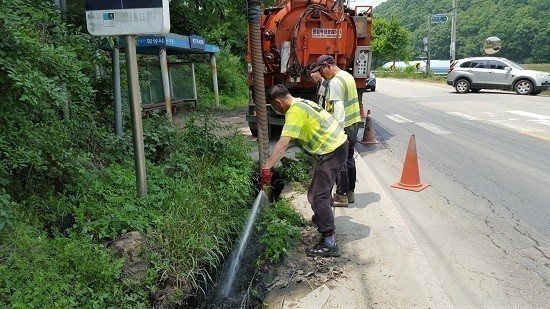 화성시, 장마철 집중호우 대비 도로 배수시설 사전점검 실시